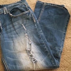 Distressed Jean Capris